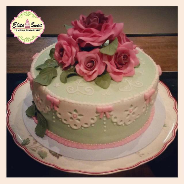 Roses Roses - Decorated Cake by Elite Sweet Cakes - CakesDecor