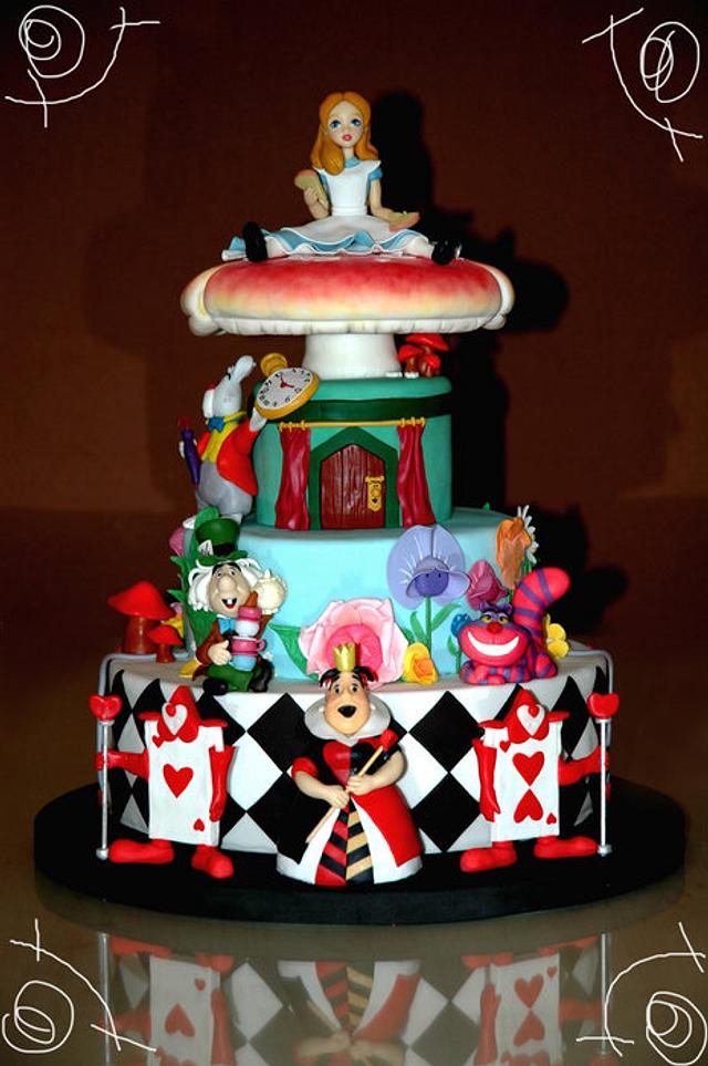 Alice in wonderland - Cake by Yolgarpiq - CakesDecor