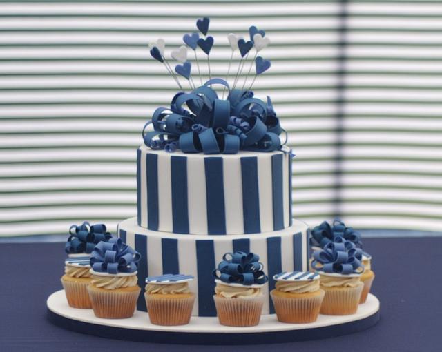 Navy Blue Cake! - cake by Monika Moreno - CakesDecor