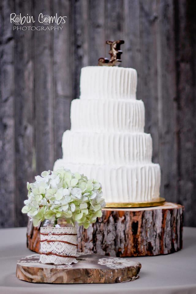 Rustic Wedding - Decorated Cake by Kim Leatherwood - CakesDecor