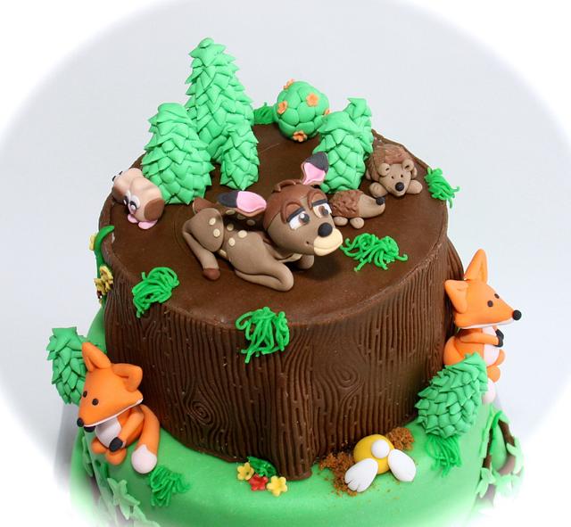 Forest cake - Cake by Donnay - CakesDecor