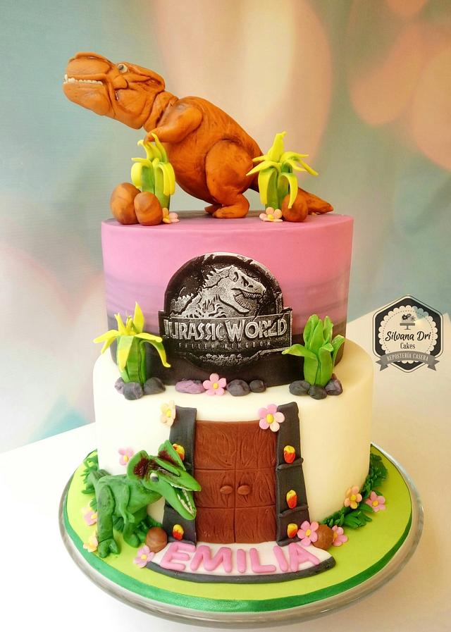 Dinos are for girls too!! - Decorated Cake by Silvana Dri - CakesDecor