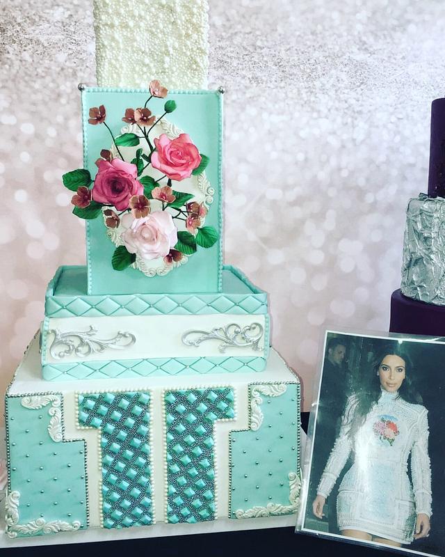 Balmain Kim kardashian cake