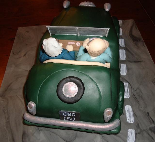 Vintage Car Cake - Cake by BakesALot - CakesDecor