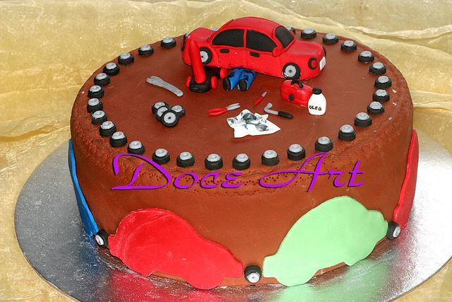 Car mechanic birthday cake - Decorated Cake by Layla A - CakesDecor