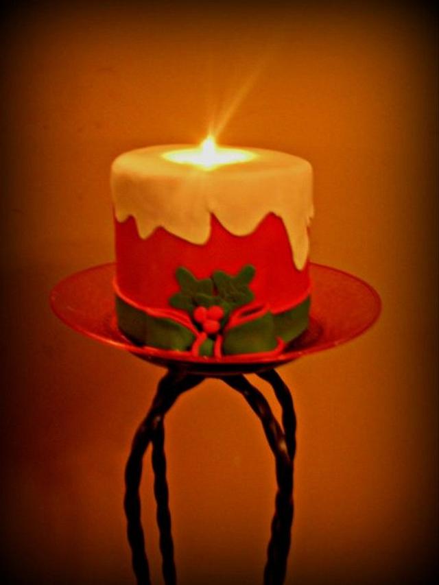 Christmas candle - Decorated Cake by Mojo3799 - CakesDecor