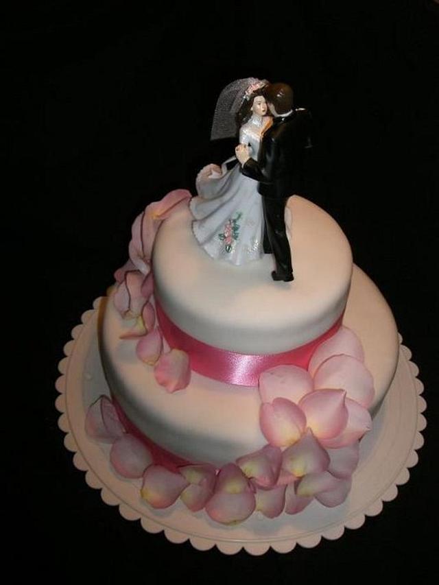 2 Tier Wedding Cake