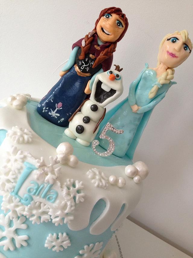 Frozen cake with Anna, Elsa and Olaf - Cake by Donna - CakesDecor