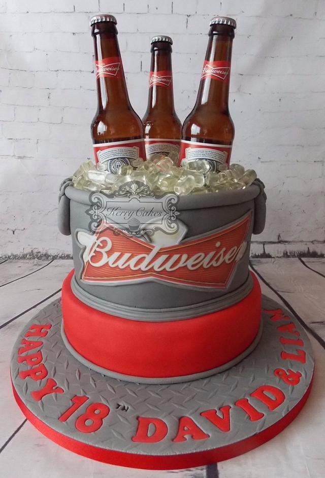 Budweiser cake | Budweiser cake, Cupcake cakes, Birthday bbq