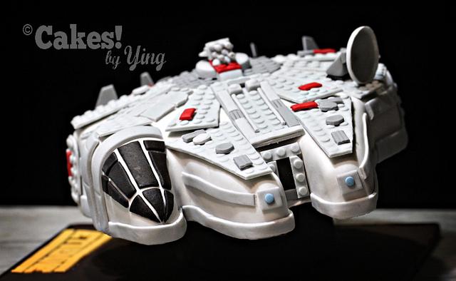 Lego Star Wars Millennium Falcon Cake
