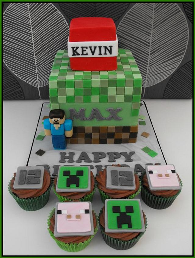 Minecraft Cake & Cupcakes - Decorated Cake by Gill W - CakesDecor