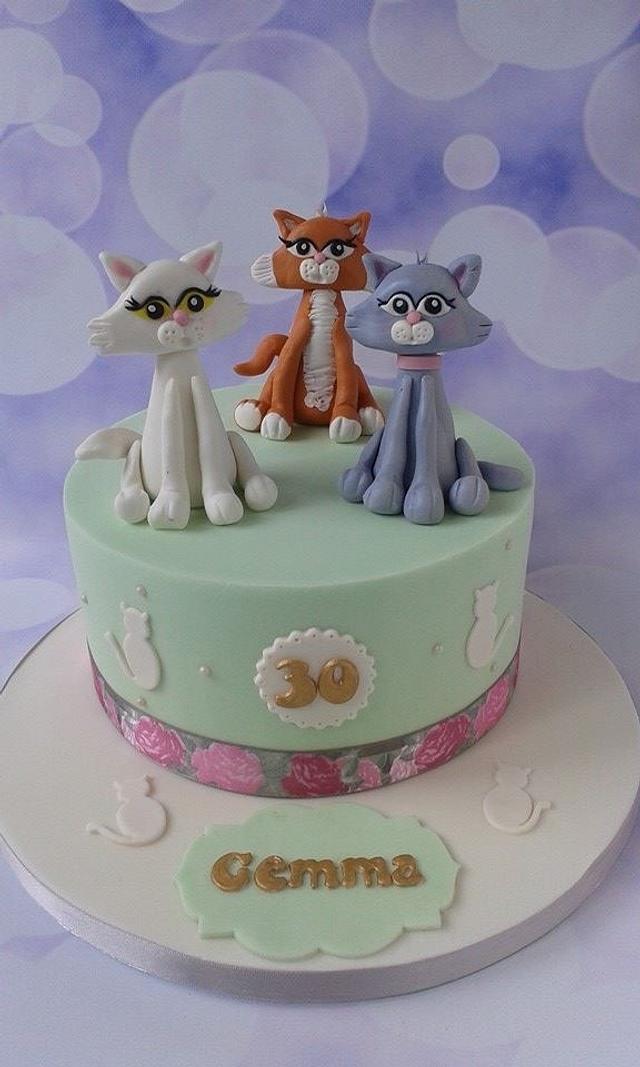 Cats - Decorated Cake by Jenny Dowd - CakesDecor