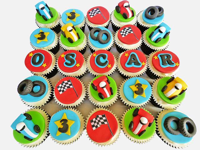 Racing car cupcakes - cake by Vanilla Iced - CakesDecor