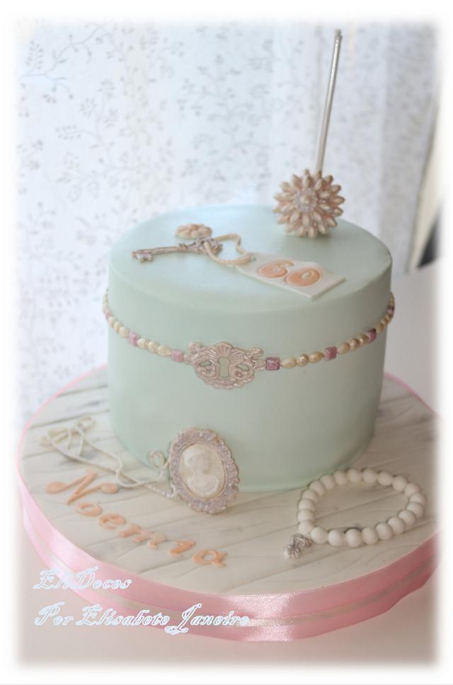 Jewellery Box cake - Zoe Clark Cakes