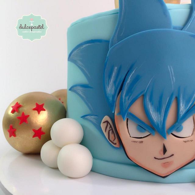 Torta Goku Medellín - Decorated Cake by  - CakesDecor
