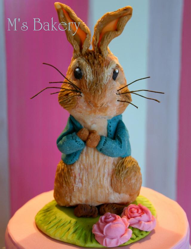 Roses for Peter Rabbit - Cake by M's Bakery - CakesDecor