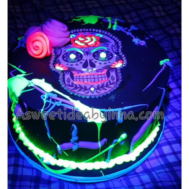 Glowing Skull Cake