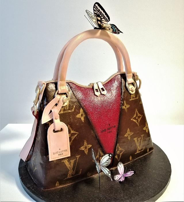 3D Luis Vuitton bag - Decorated Cake by Torty Zeiko - CakesDecor