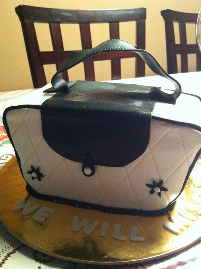 My first purse cake!