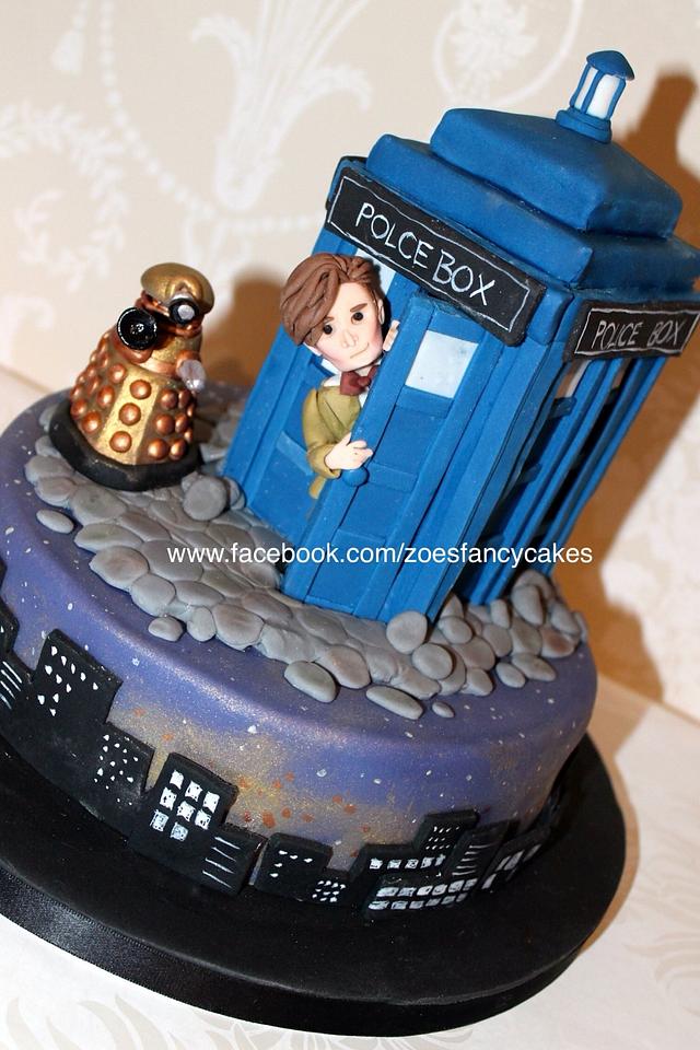 Doctor Who Tardis Cake - Decorated Cake by Zoe's Fancy - CakesDecor