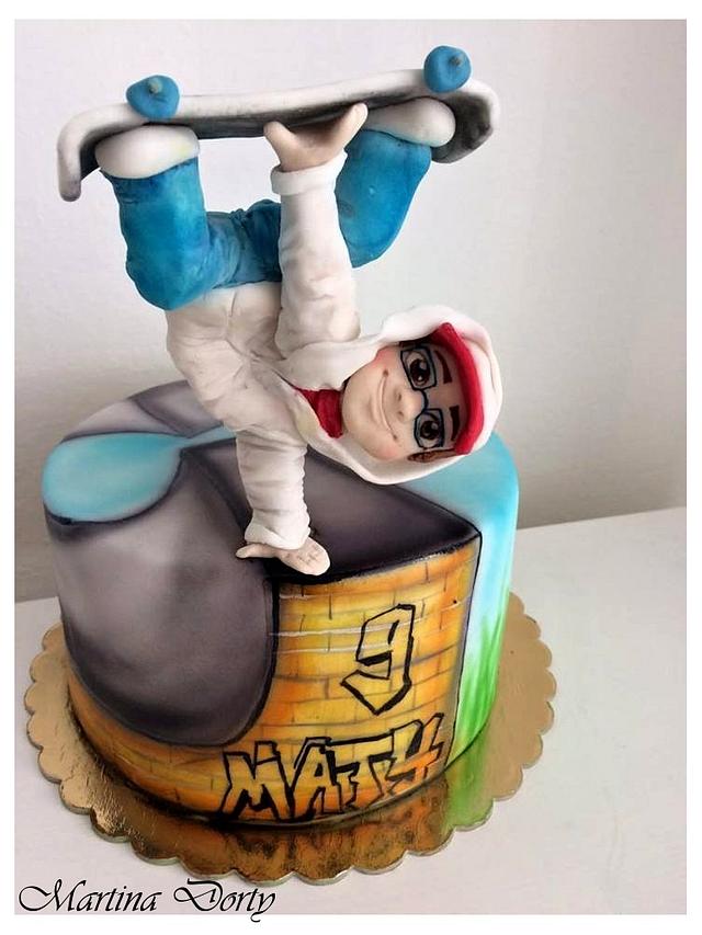 skateboarder - Cake by sweetcakesmartina - CakesDecor