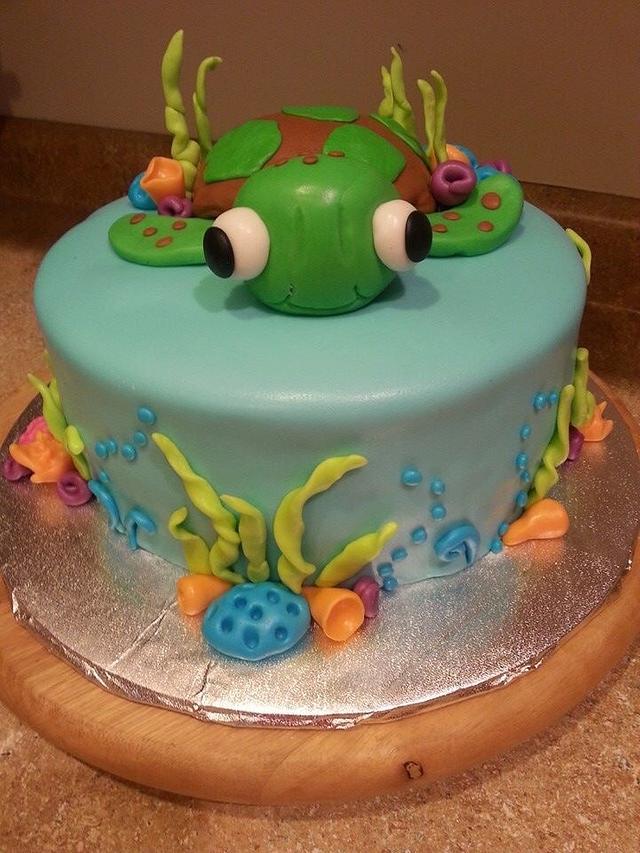 Baby Sea Turtle - Decorated Cake by Carrie - CakesDecor