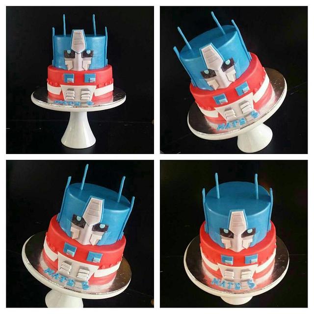 Transformers - Decorated Cake by Mmmm cakes and cupcakes - CakesDecor