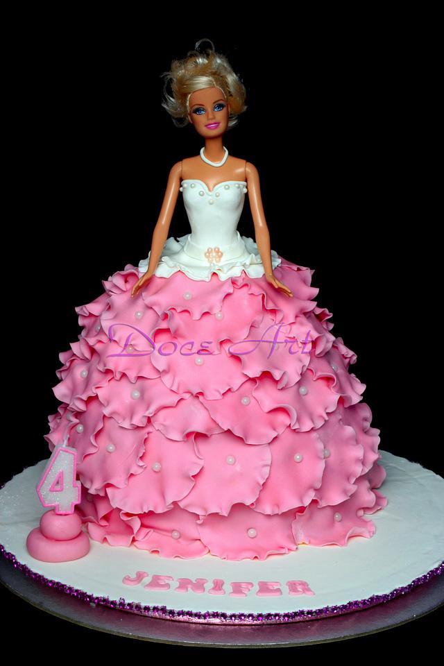 Barbie Cake - Decorated Cake by Magda Martins - Doce Art - CakesDecor