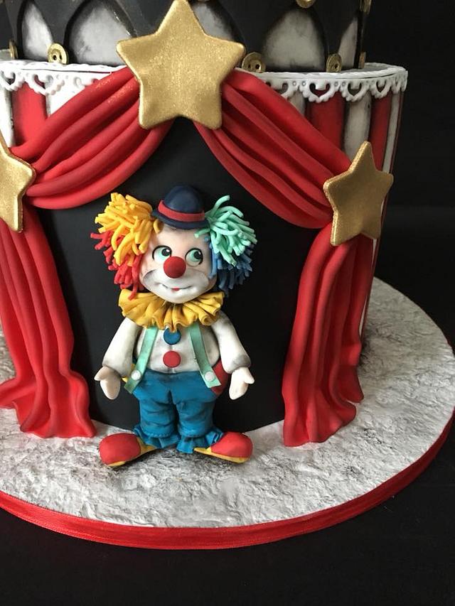 Vintage circus cake