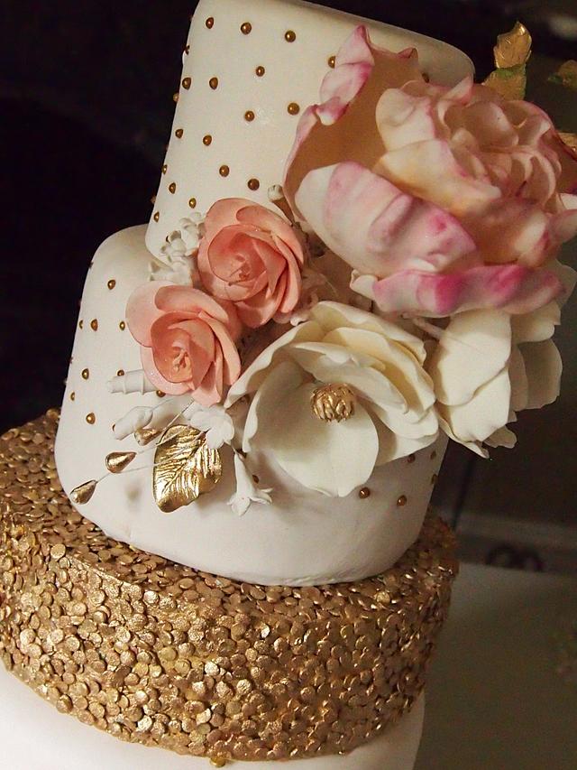 Peach and Gold themed Wedding Cake - Cake by Sharon Frost - CakesDecor