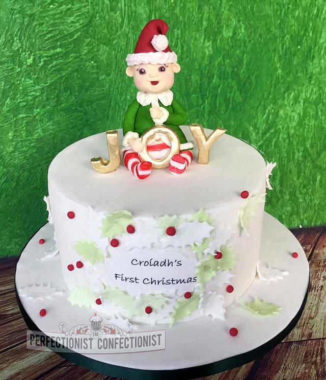my first christmas cake - Decorated Cake by edda - CakesDecor