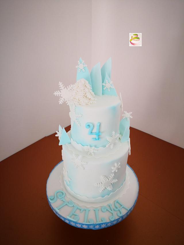 Frosen Cake - Decorated Cake by Ruth - Gatoandcake - CakesDecor