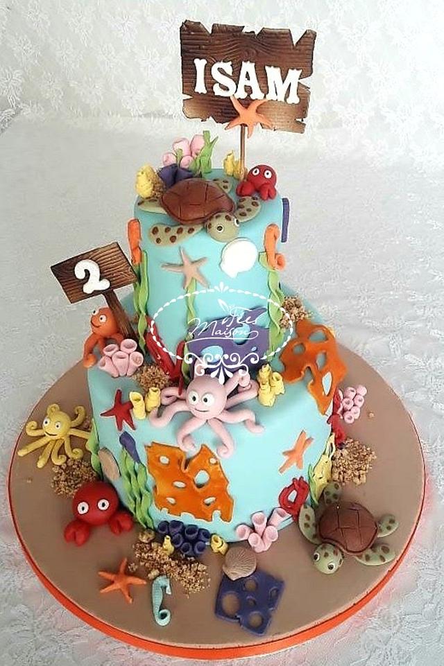 Sea-bottom cake - Decorated Cake by Fées Maison (AHMADI) - CakesDecor