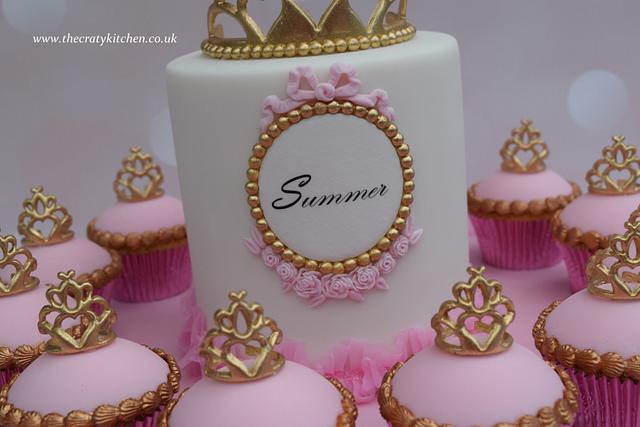 Princess themed cake & cupcakes