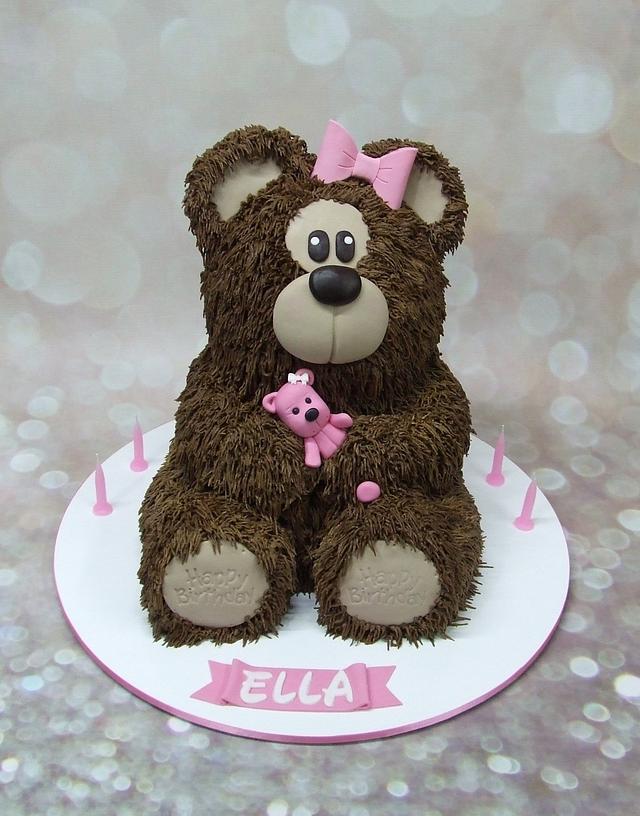 Ella's bear cake! - Decorated Cake by Cake A Chance On - CakesDecor