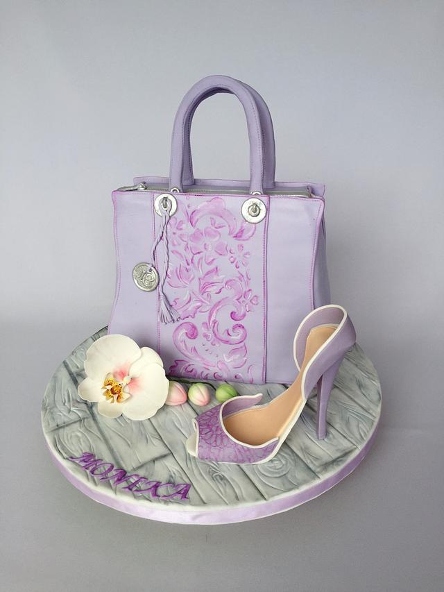 Handbag cake - Decorated Cake by Layla A - CakesDecor