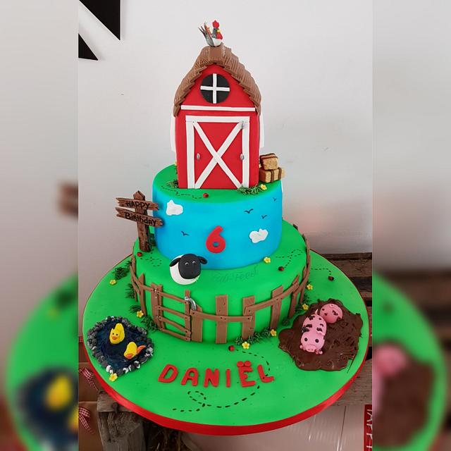 Farm cake - Decorated Cake by Fab-Feest - CakesDecor