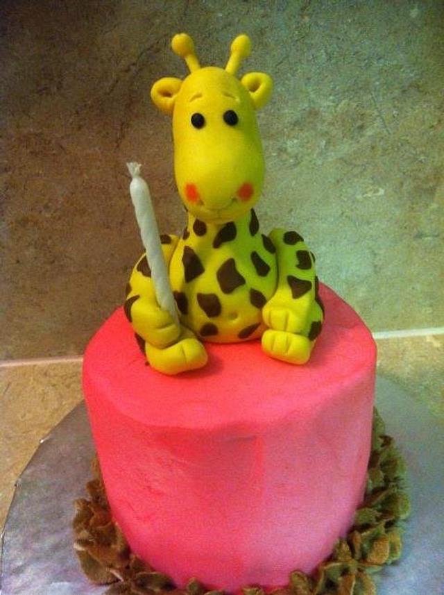 Giraffe Cakes - Decorated Cake by StephS - CakesDecor