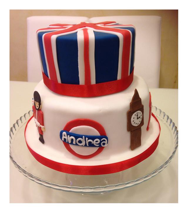London cake Decorated Cake by Eliana CakesDecor