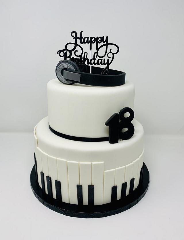 Piano Layer Cake