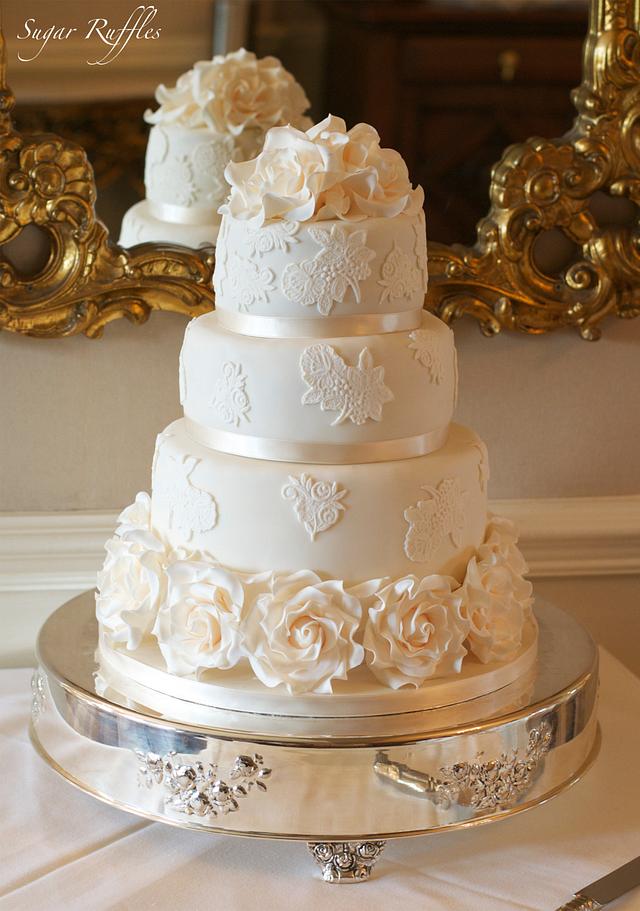 Ivory Rose And Lace Wedding Cake Decorated Cake By Sugar Cakesdecor