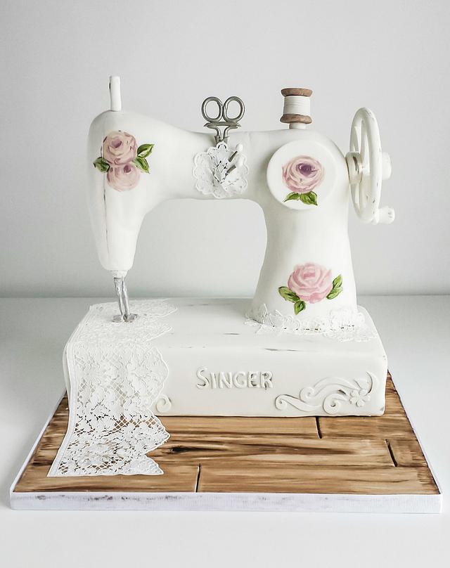 Vintage Sewing Machine Decorated Cake by The Snowdrop CakesDecor