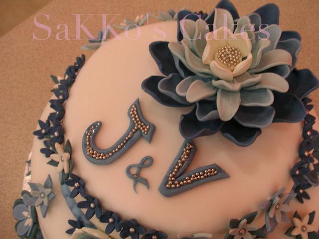J&V Wedding Cake