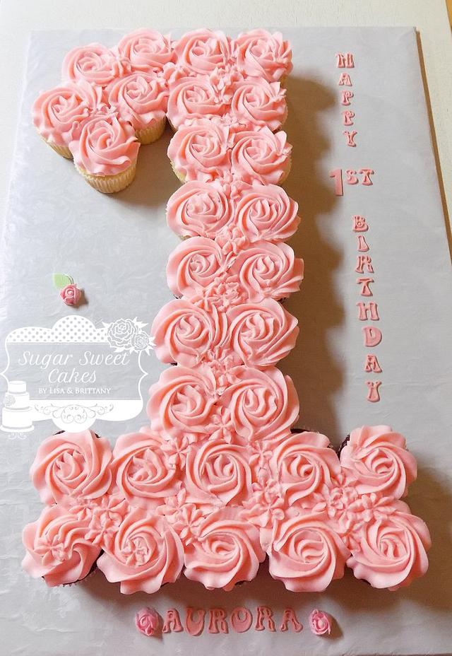 Cupcake Cake - Decorated Cake by Sugar Sweet Cakes - CakesDecor