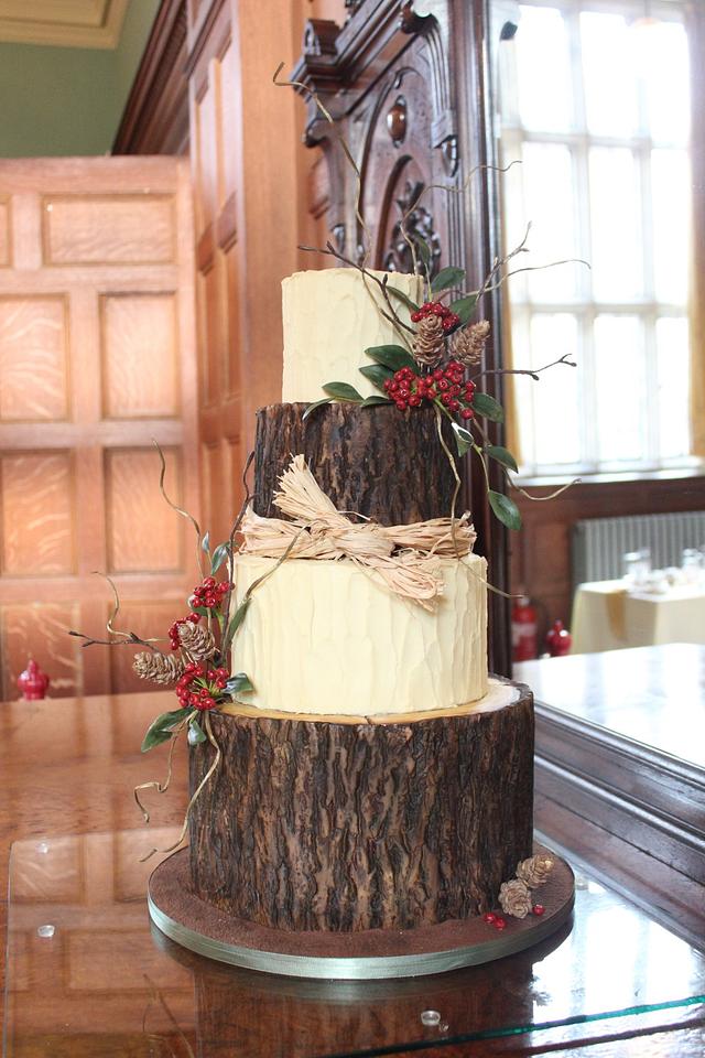 Autumn woodland wedding cake
