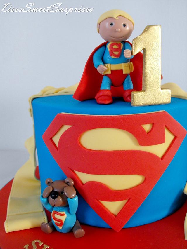 Baby Superman Birthday Cake Cake By Dee Cakesdecor