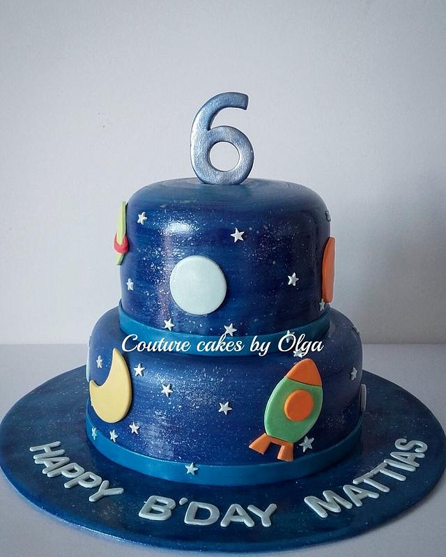 Space cake Cake by Couture cakes by Olga CakesDecor