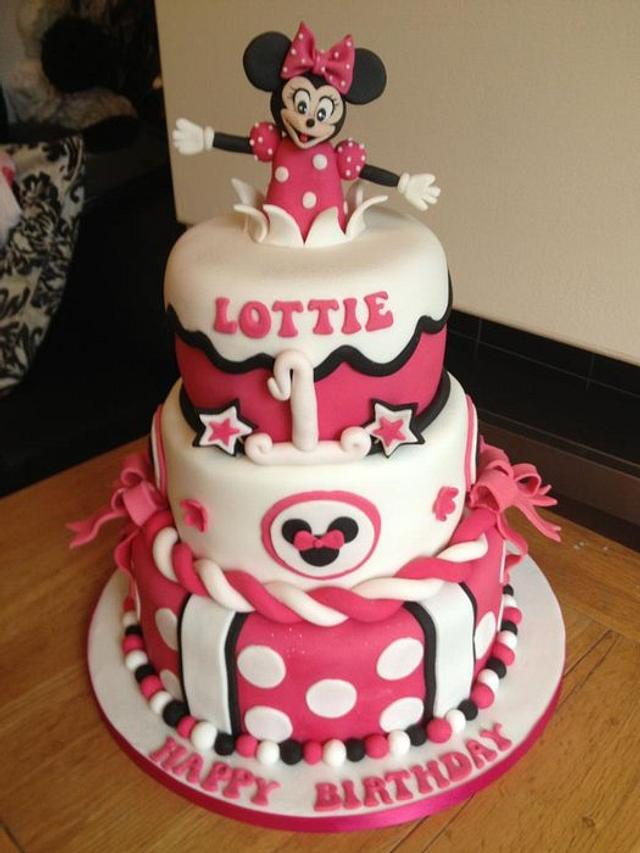 Minnie Mouse Decorated Cake By Laura Woodall Cakesdecor 3552