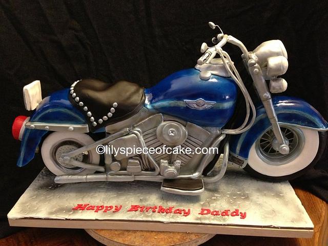 3D Cruiser Motorcycle Cake | Motorbike cake, Motorcycle cake, Bike cakes