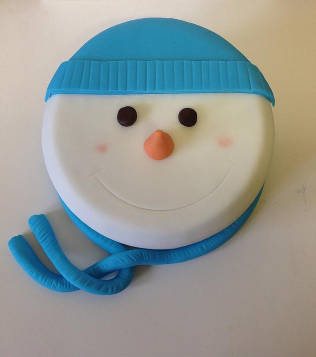 Frosty the snowman - Decorated Cake by Savanna Timofei - CakesDecor